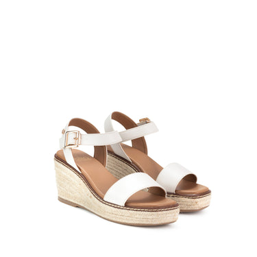 SANDALIA JENNIFER LATTE